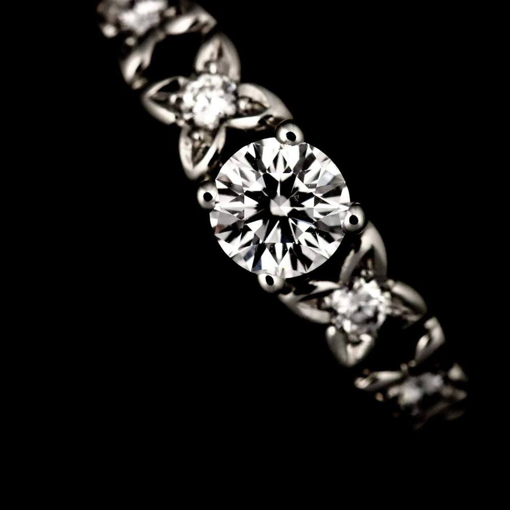 DIOR Silver Diamond Ring - Picture 6 of 8